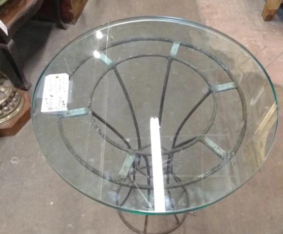 SMALL ROUND GLASS TOP IRON TABLE