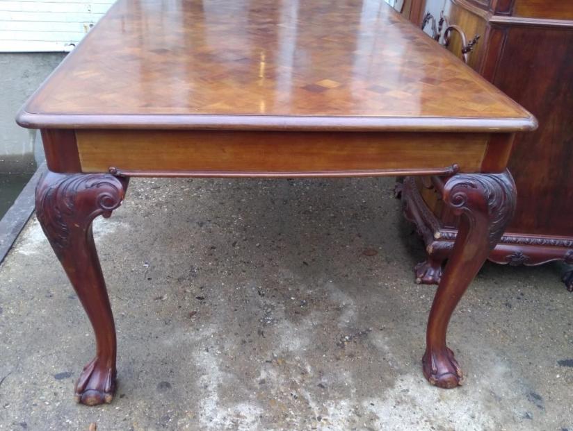 MAHOGANY CHIPPENDALE FOOT DINING TABLE